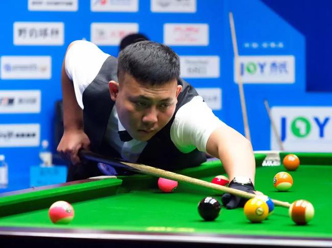 地扳回一球 地扳回一球